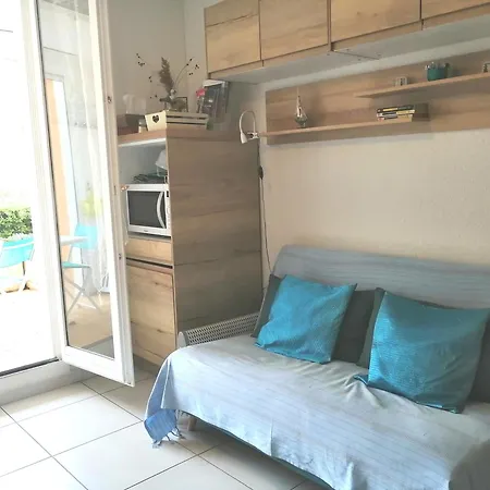 Palm Apartment