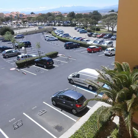 Apartment Palm *